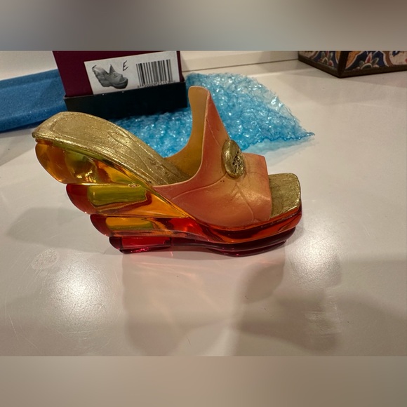 Just the Right Shoe Solaris 2001. BOGO - Picture 1 of 6